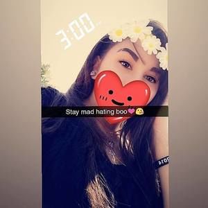 Meet your Posher, Selena